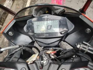 সুজুকি জিক্সার এফআই এবিএস ২০২৪ কমলা