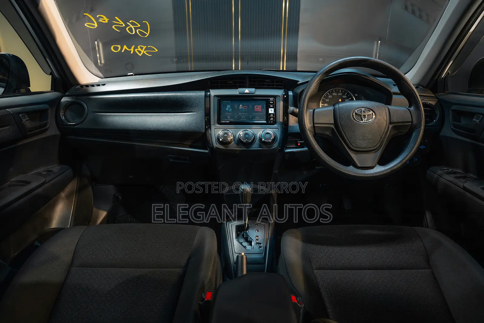 Toyota Axio 2022 Silver