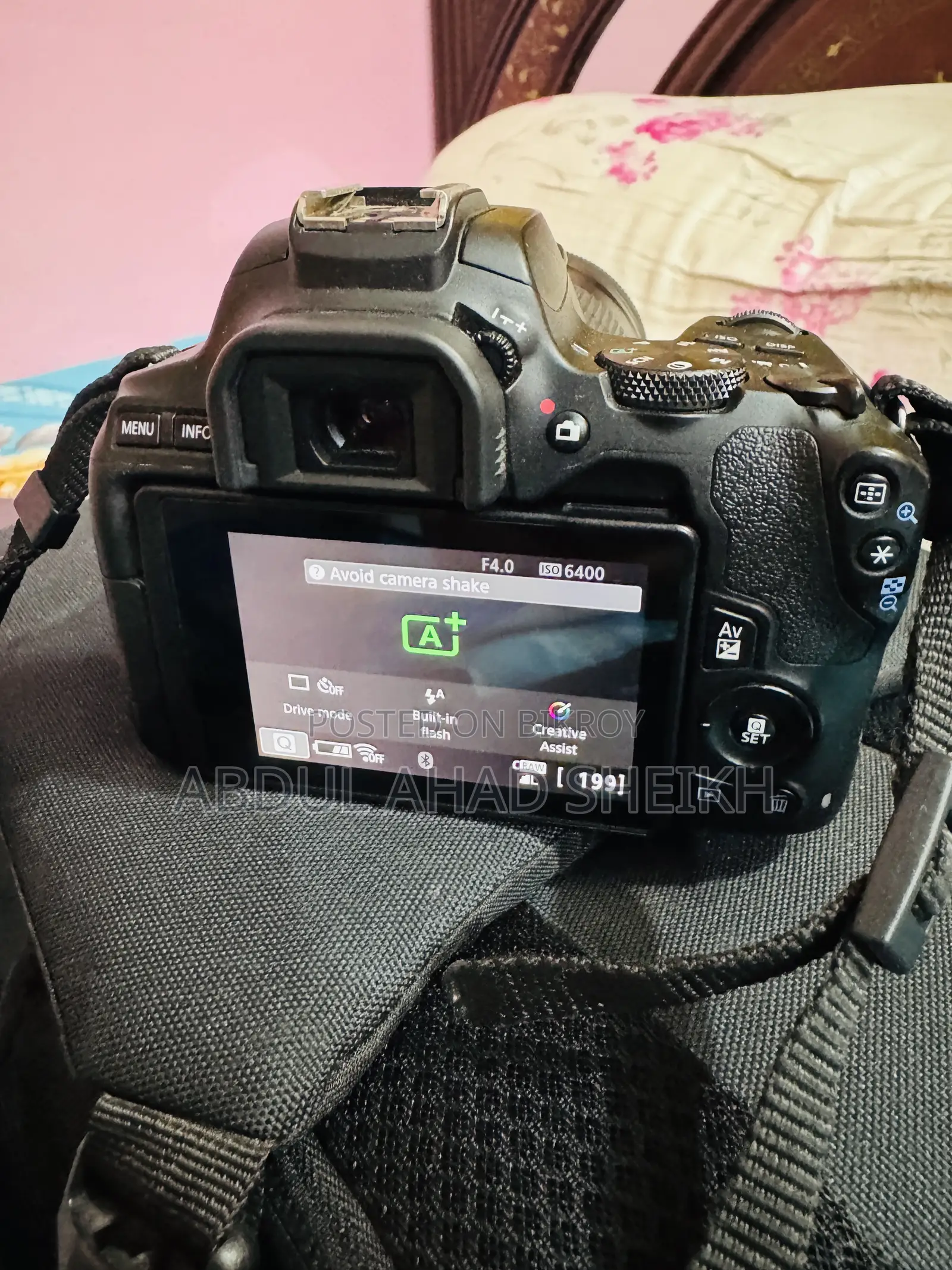 Canon Eos 250d + 55-250mm Zoom Lens for Sale