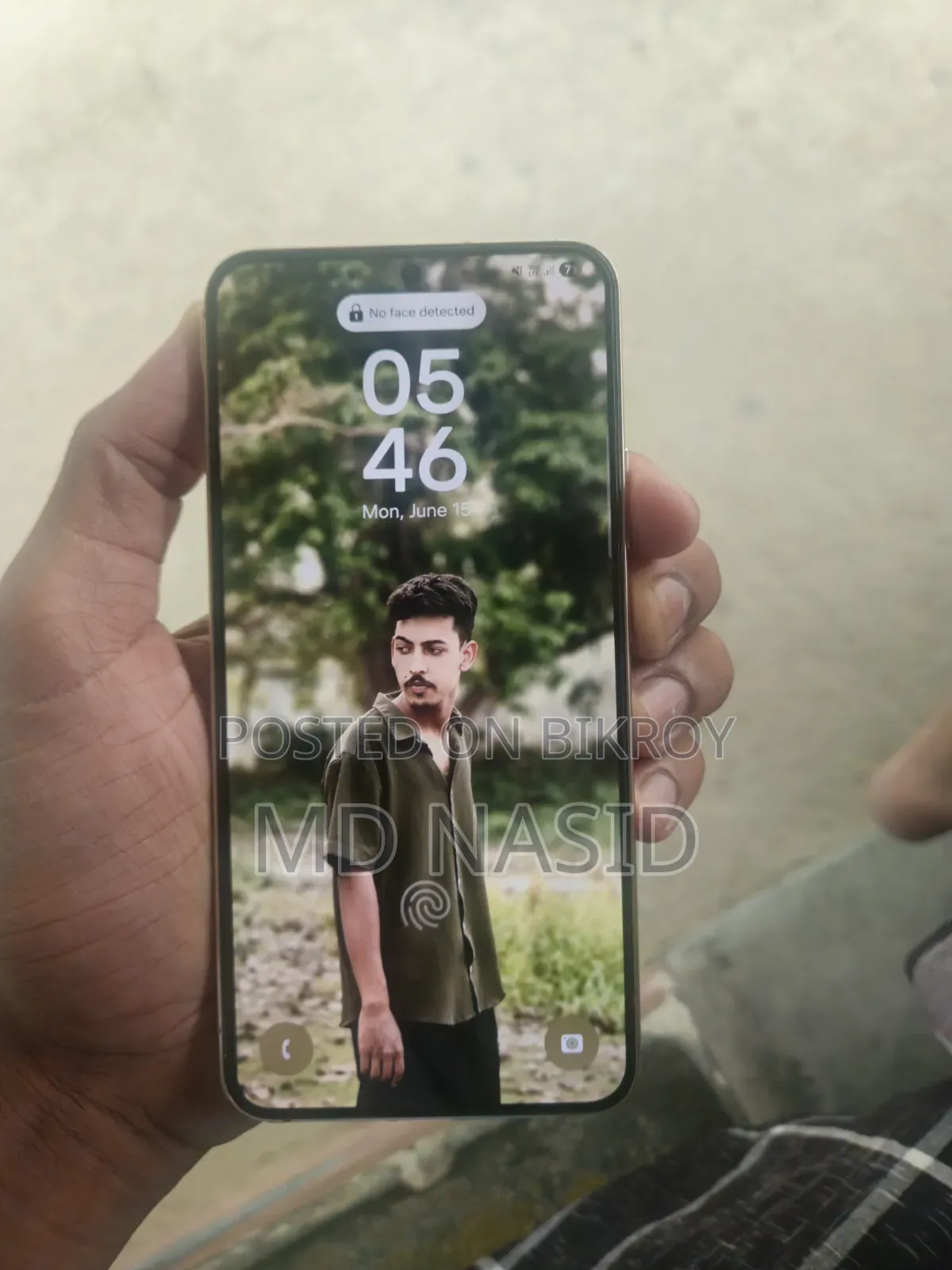 স্যামসাং গ্যালাক্সি এস২২+ ৫জি ২৫৬ জিবি গোল্ড