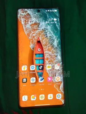 Tecno 8 GB Gray