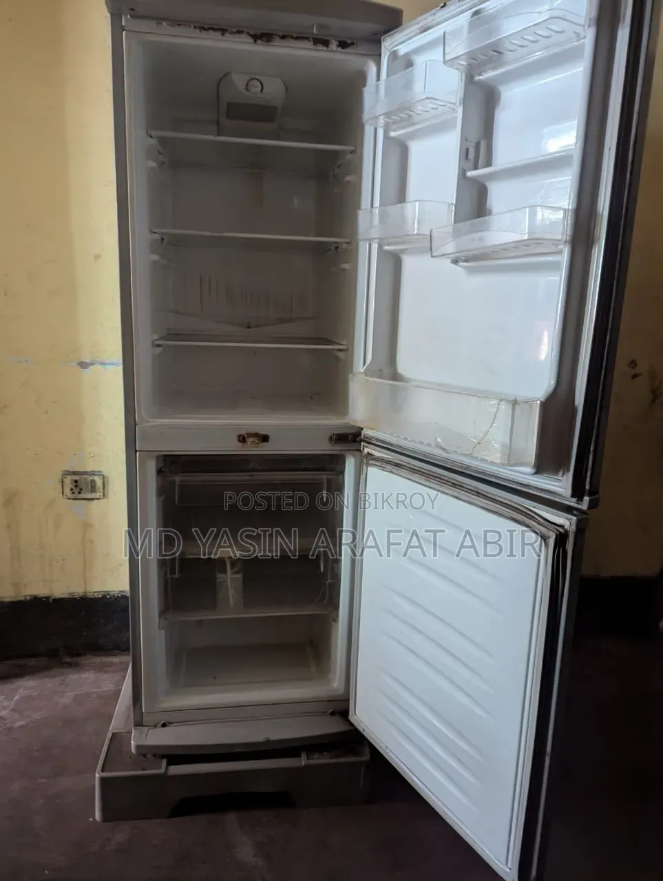 Assalamu Alaikum Everyone, Fridge is in very good condition