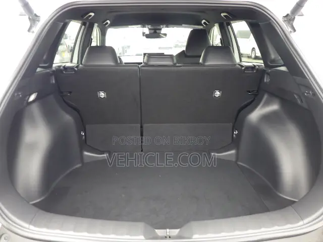 Toyota Corolla Cross 1.8 Hybrid FWD 2021 Pearl