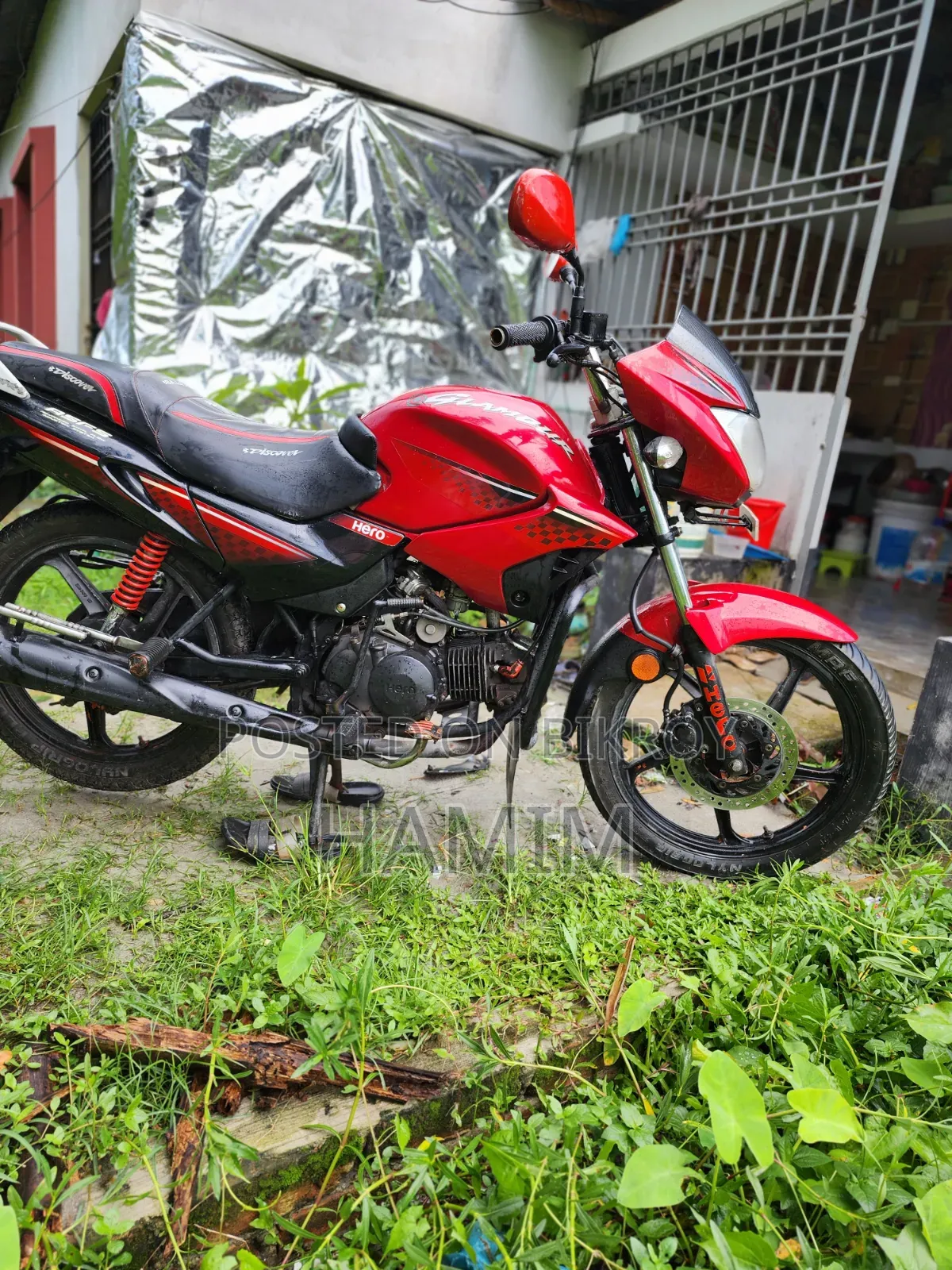 Hero Glamour 2018 Red