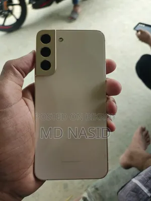 স্যামসাং গ্যালাক্সি এস২২+ ৫জি ২৫৬ জিবি গোল্ড