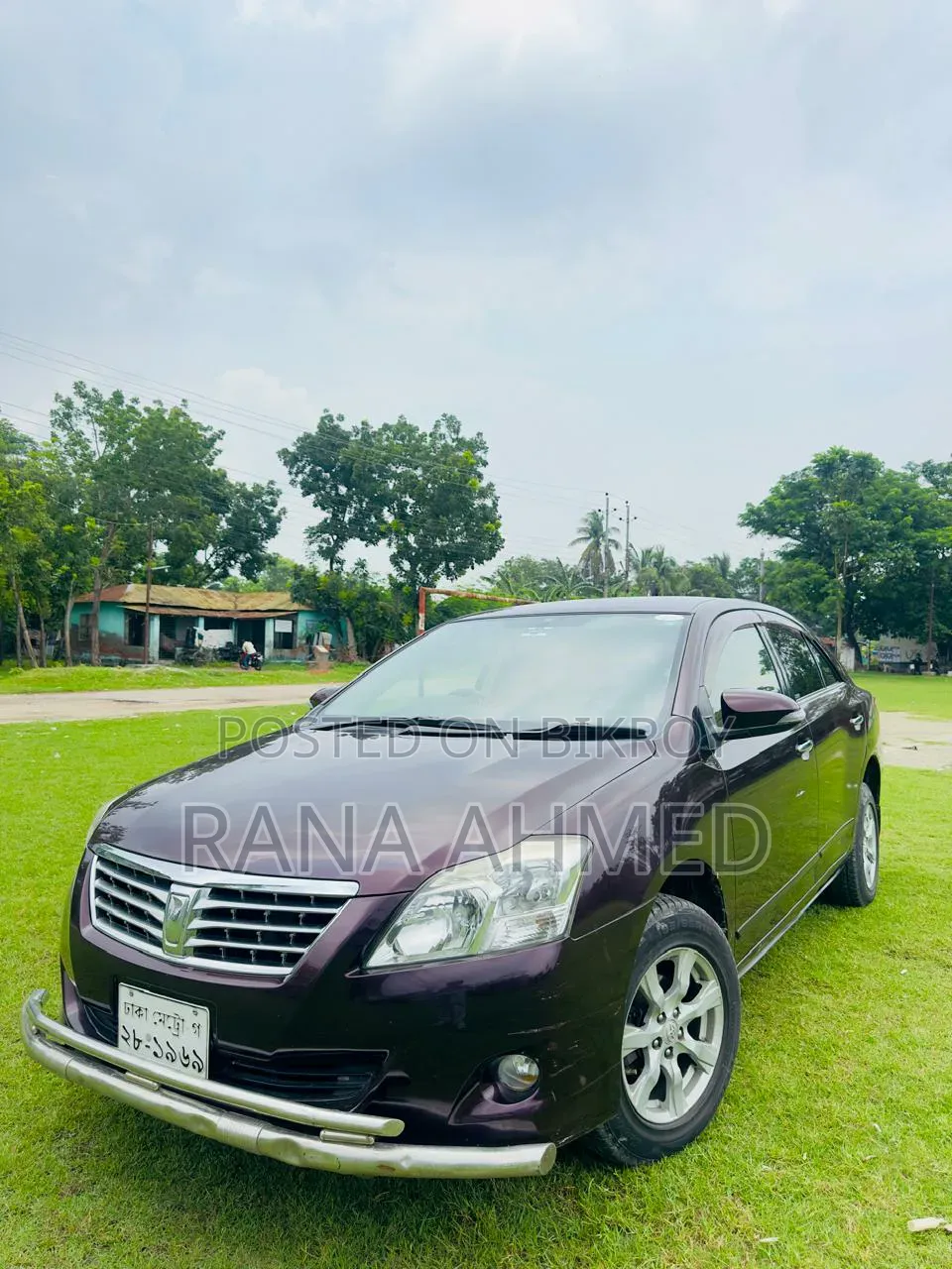 Toyota Premio 2013 Maroon