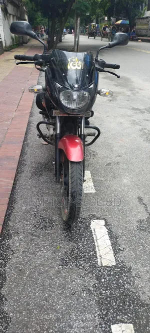 Bajaj Pulsar 150 2015