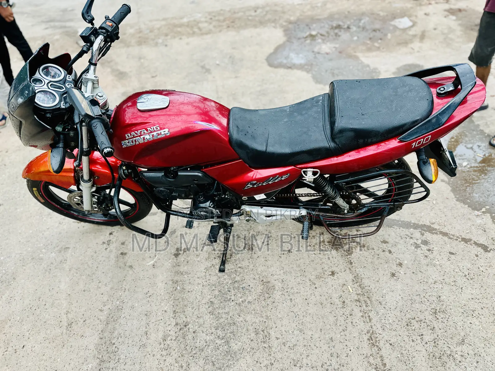 Runner Bullet 100 2016 Red