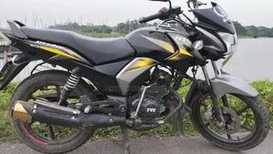 TVS Stryker 125 2023 Yellow