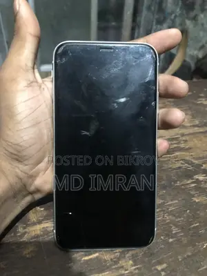 Apple iPhone XR 128 GB White