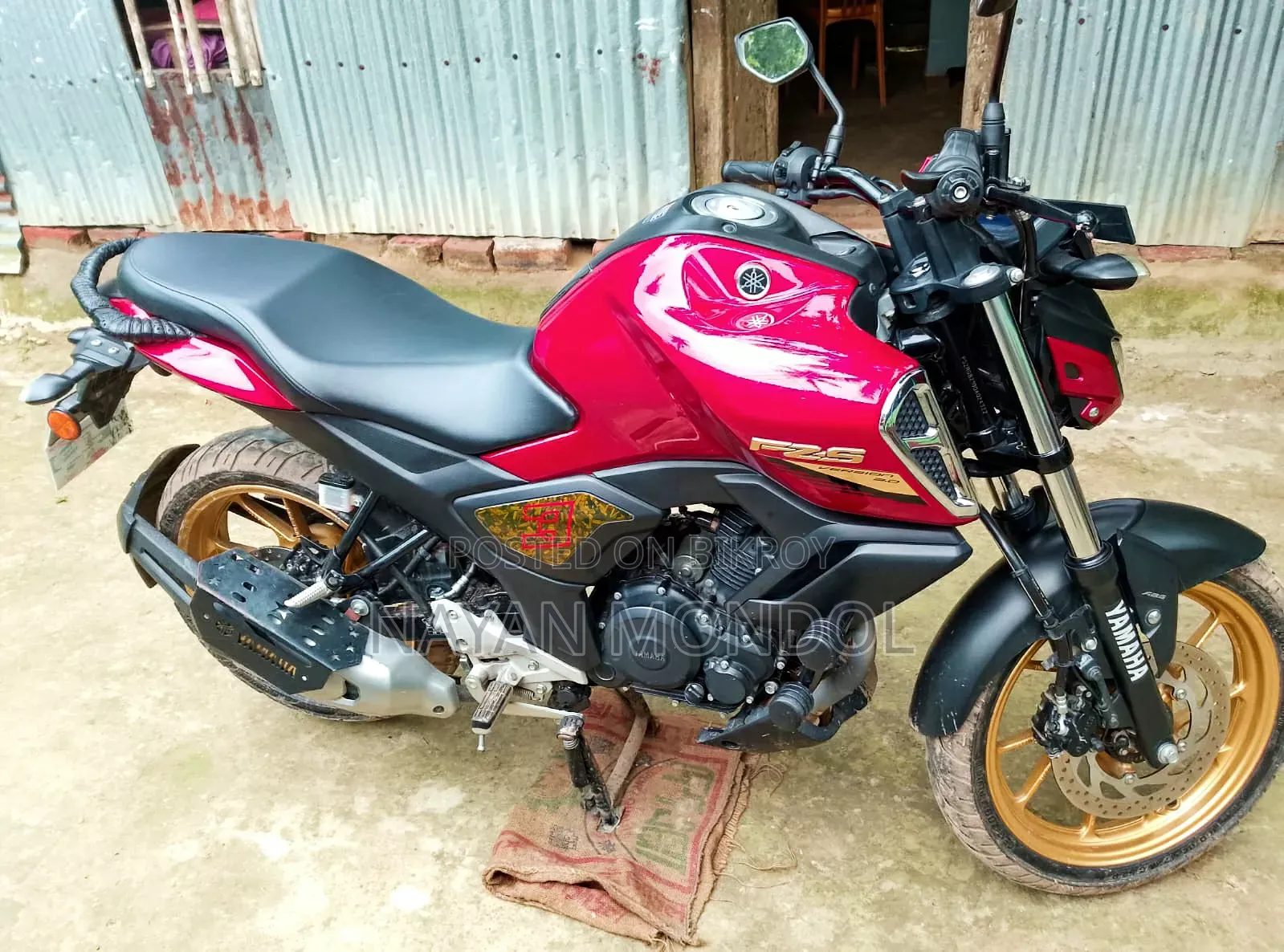 Yamaha FZS V3 2024 Red