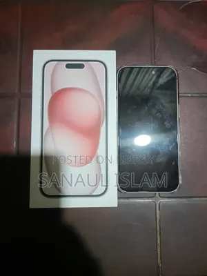 Apple iPhone 15 128 GB Pink