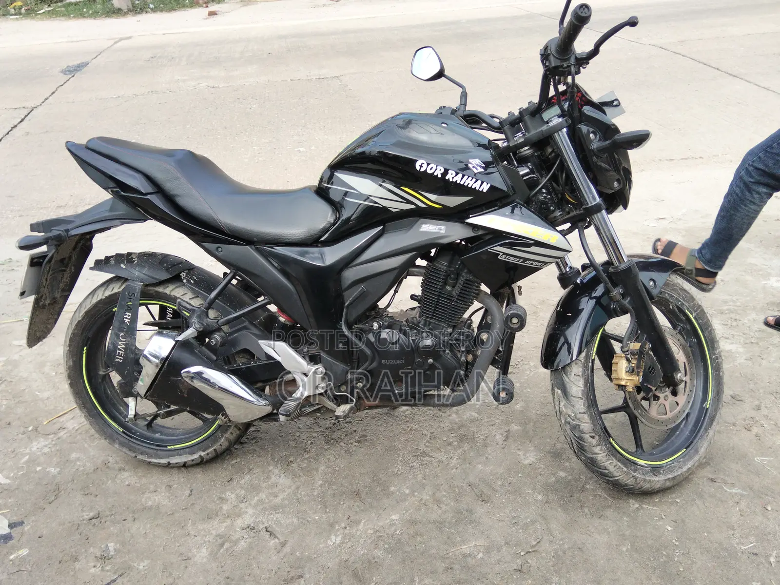 Suzuki Gixxer Monotone 2023 Black