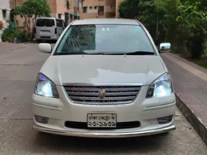 টয়োটা প্রিমিয়ো ২০০৪ পার্ল
