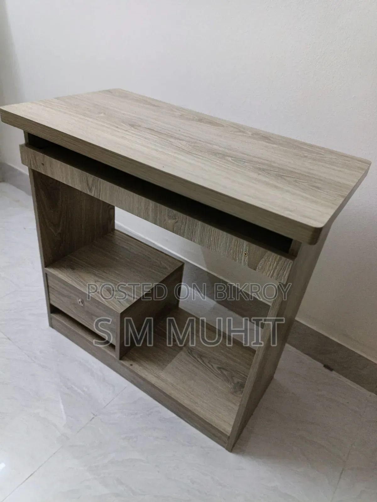 Computer Table