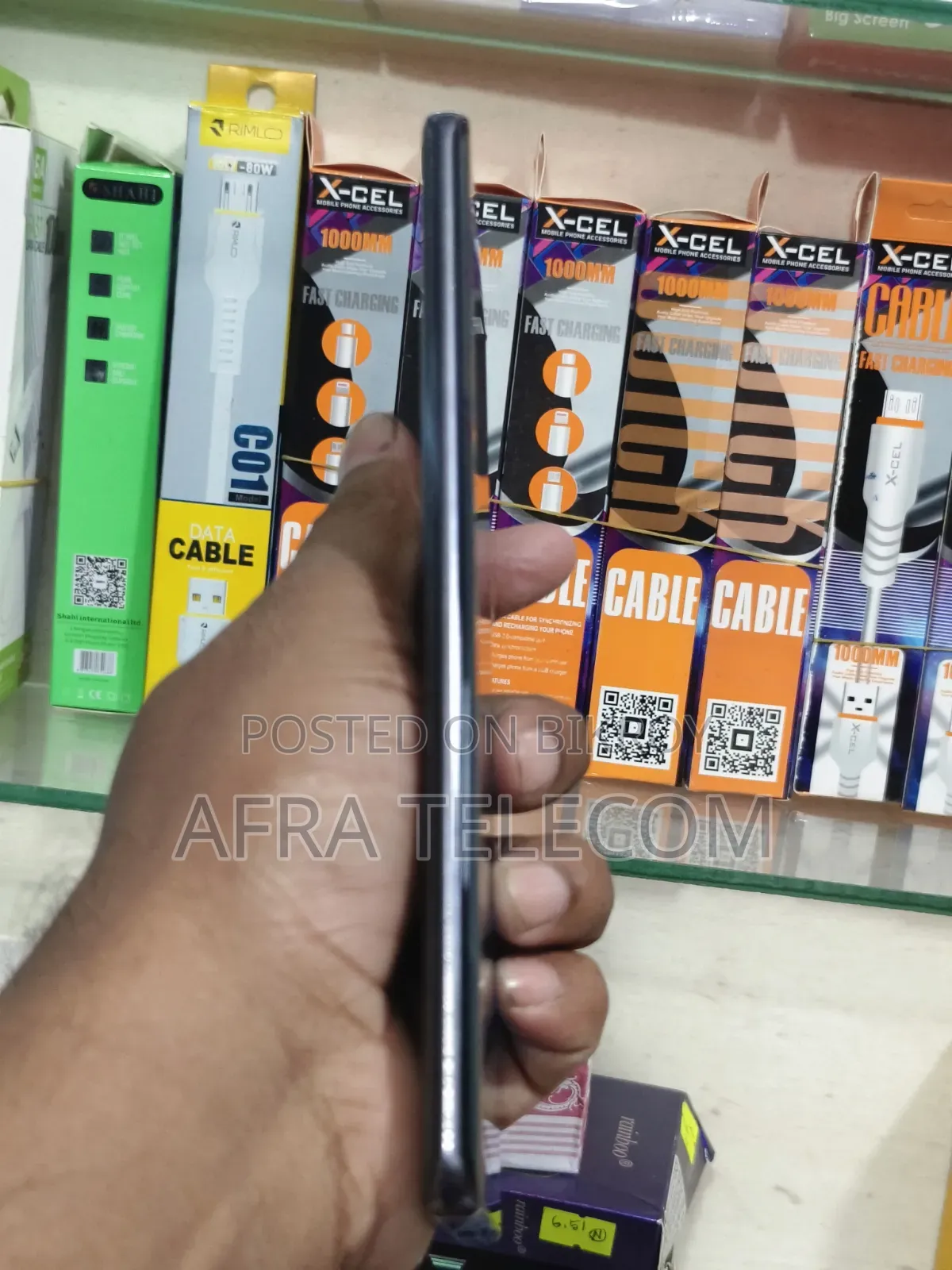 Vivo 128 GB Orange