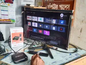 Google TV Card + 19 Inch Gigasonic Monitor