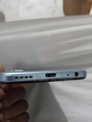 Vivo Y21 64 GB White
