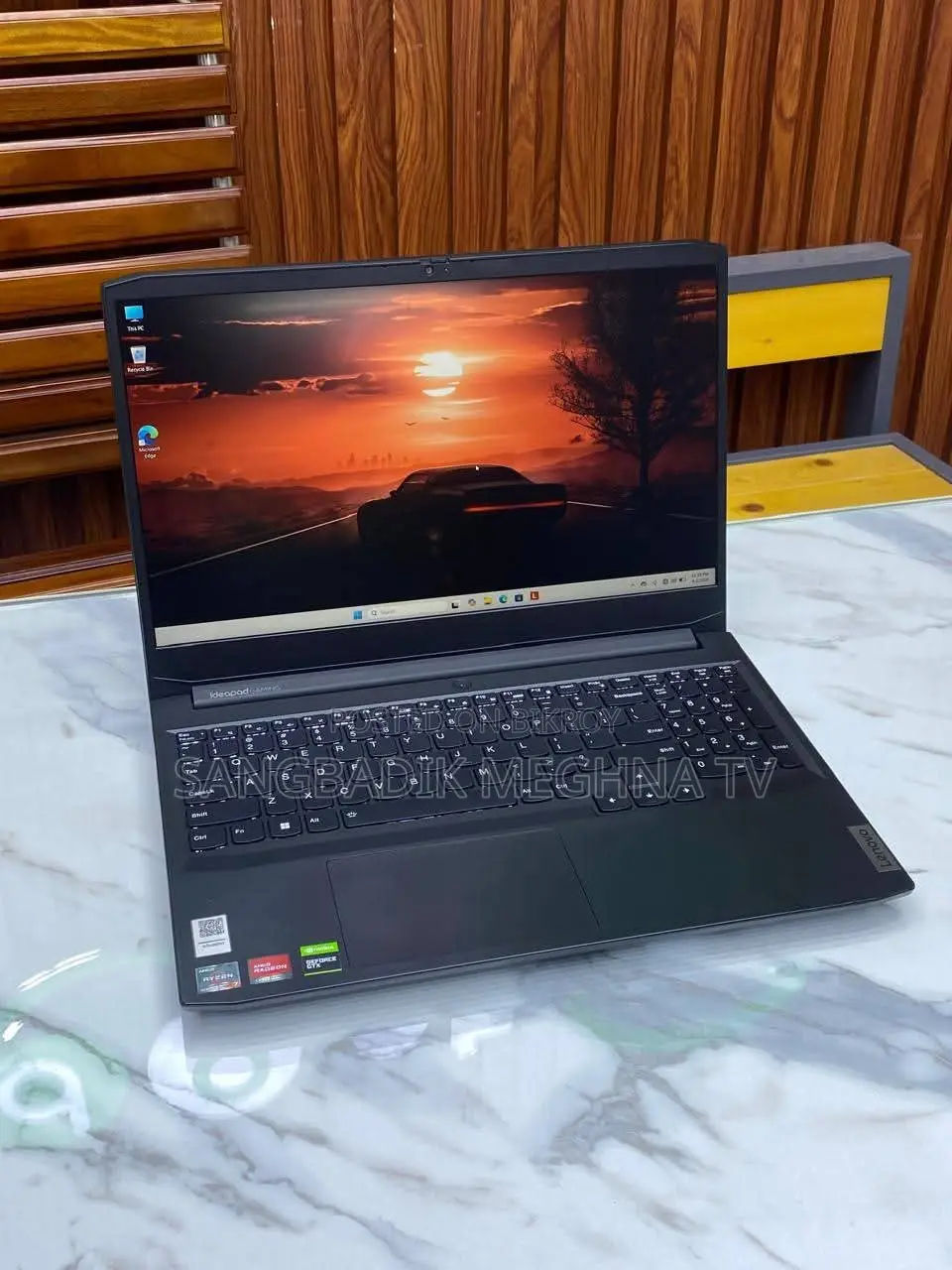 Laptop HP 3GB Intel SSD 256GB