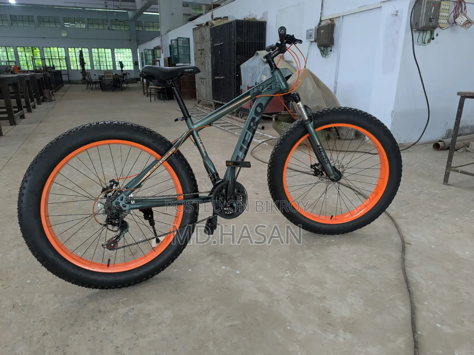Hero 2025 Orange