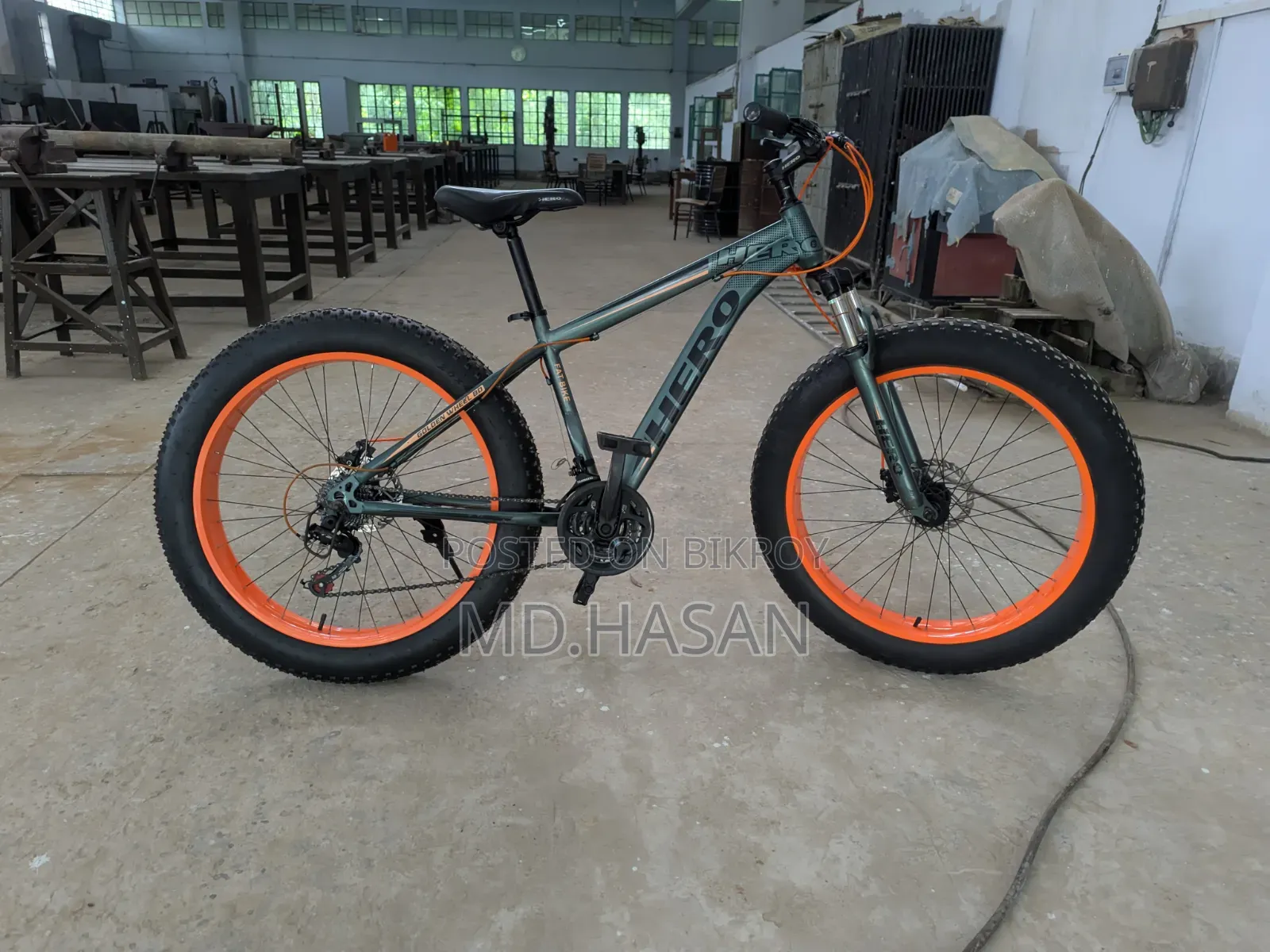 Hero 2025 Orange