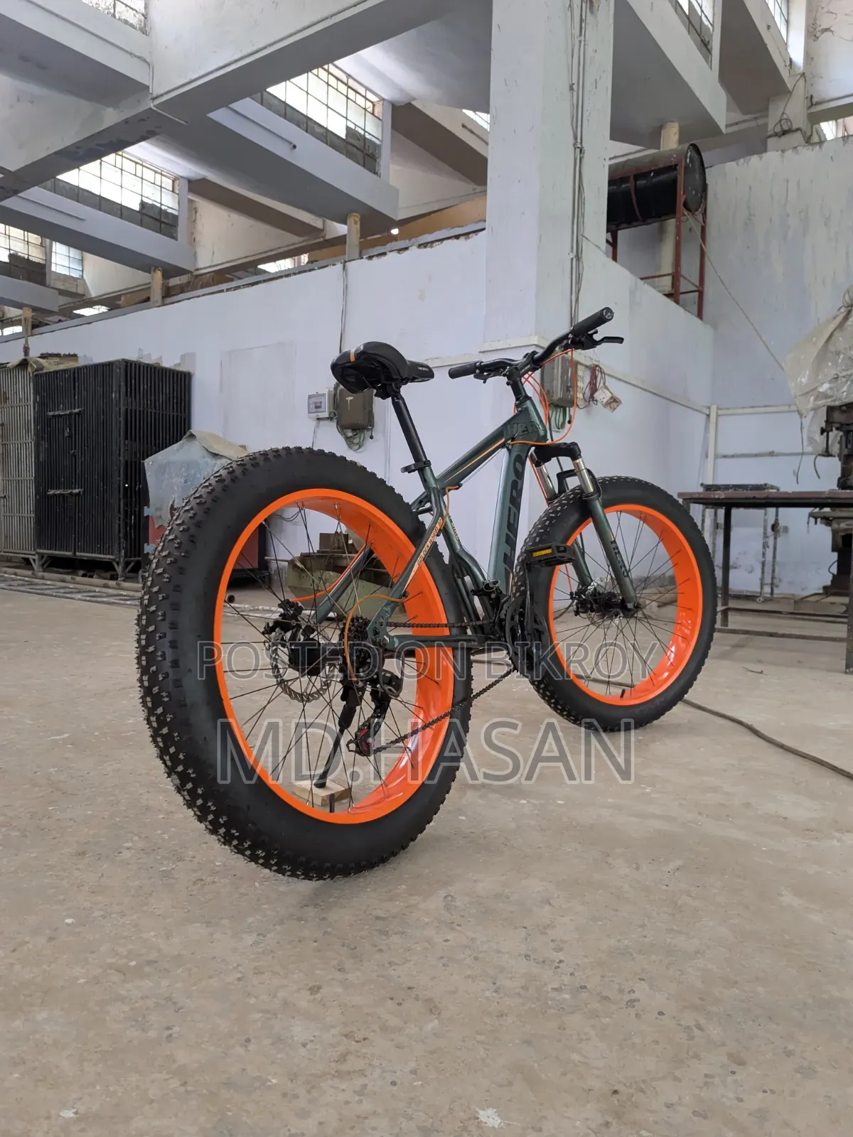 Hero 2025 Orange