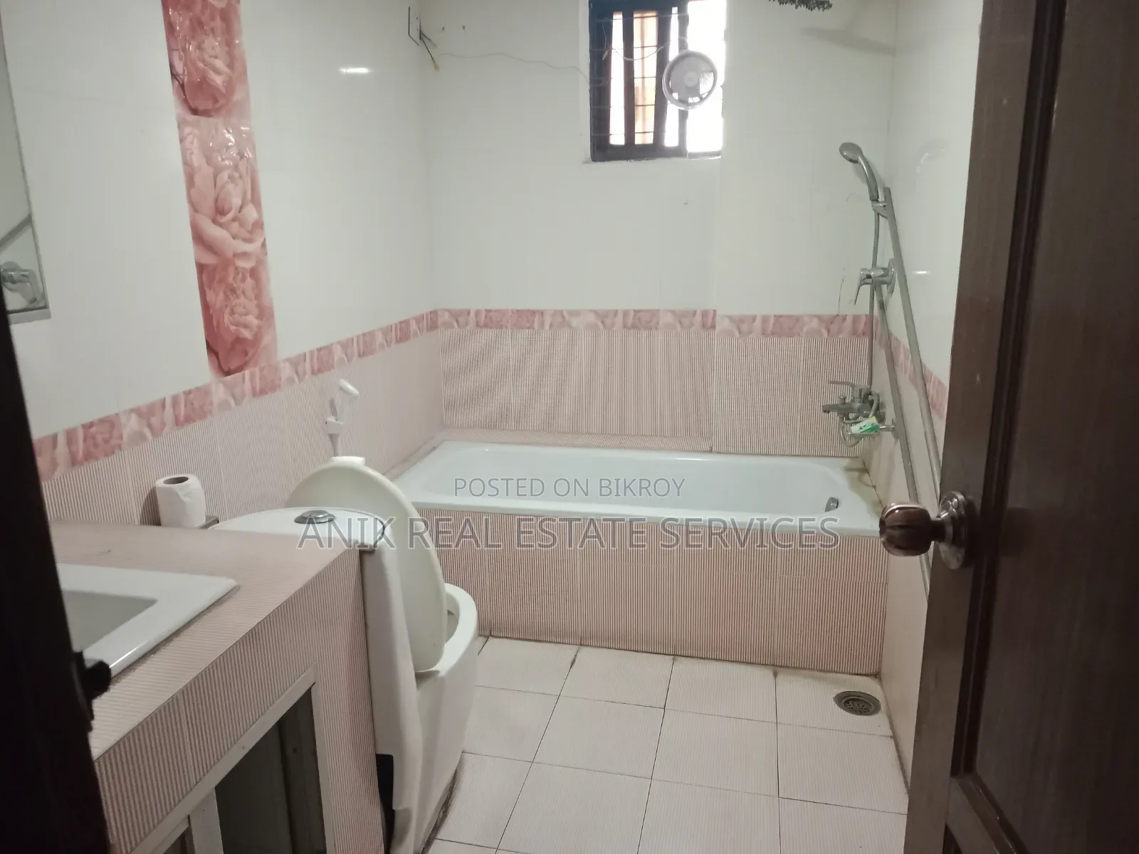গুলশানে ৩২০০ বর্গফুট অফিস স্পেস ভাড়া