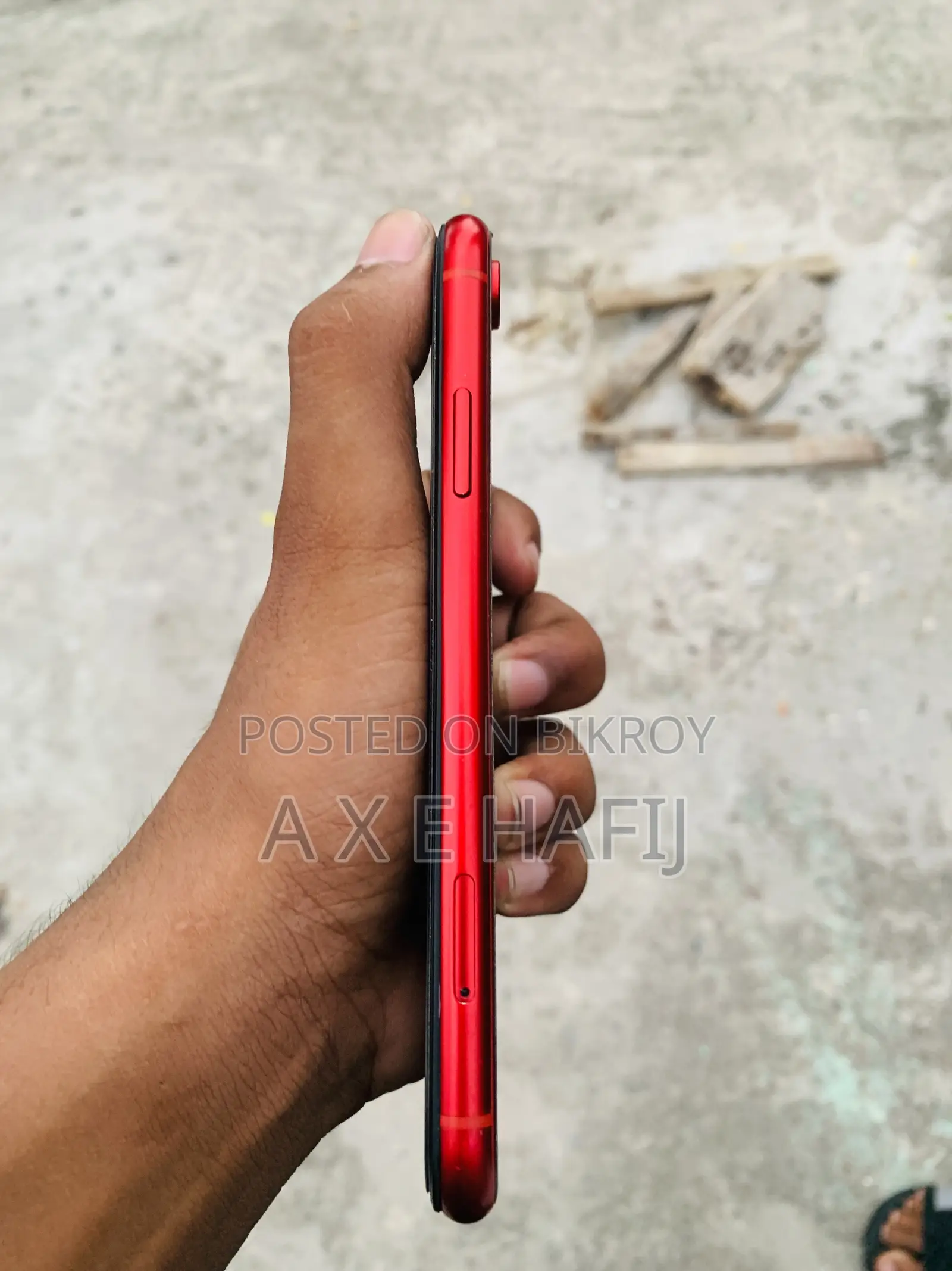 Apple iPhone XR 128 GB Red