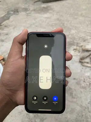 Apple iPhone XR 128 GB Red