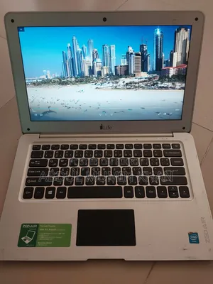 Laptop I-Life ZedAir 2GB Intel SSD 32GB