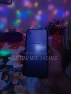 Samsung Galaxy M10 32 GB Blue