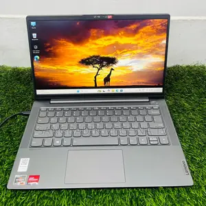 Laptop Lenovo 4GB Intel SSD 500GB