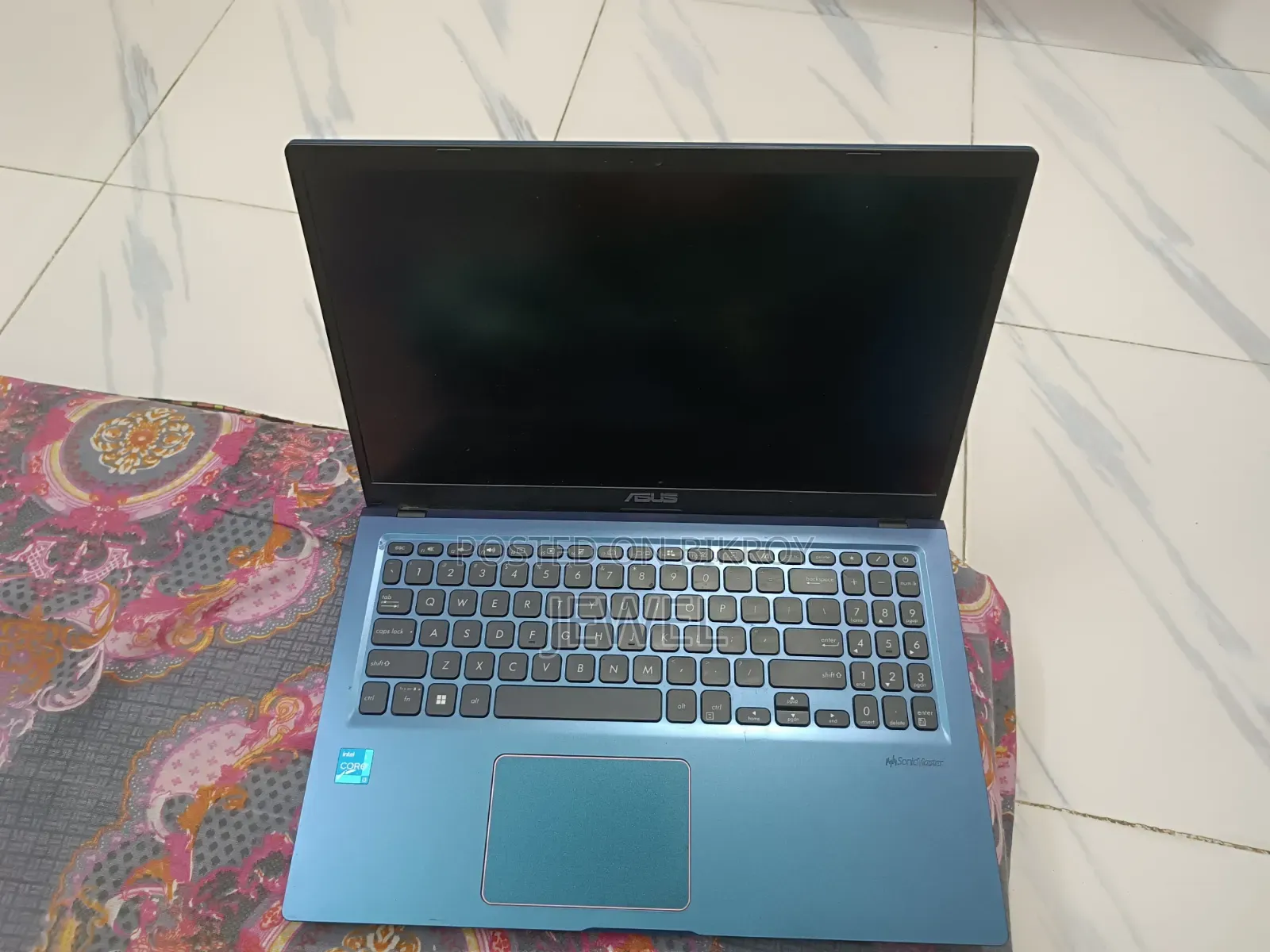 Laptop Asus 8GB Intel Core I3 HDD+SSD 1T