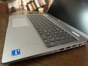 Laptop Dell Latitude 5520 16GB Intel Core i5 HDD 256GB