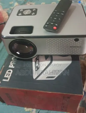 LED Projector Same New Condition Made by China