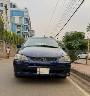 টয়োটা করোলা স্প্যাসিও ১৯৯৭ নীল