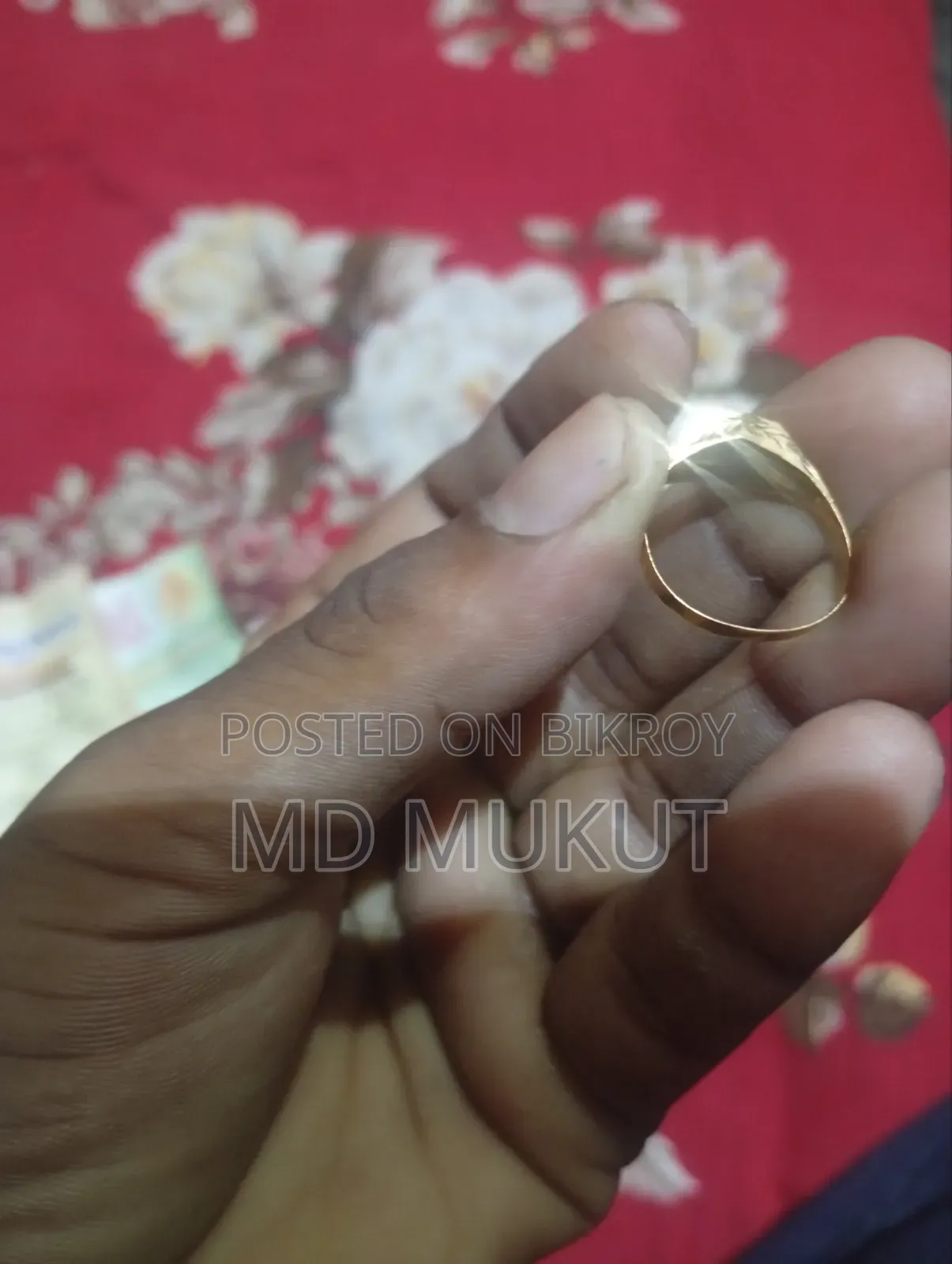 হাতের আংটি সম্পন্ন ২১ কারেট সোনা