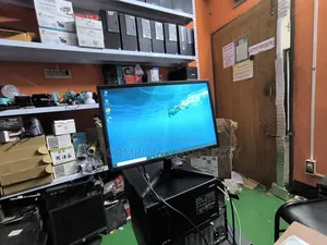 ২০ ইঞ্চি এলইডি মনিটর সম্পূর্ণ নতুন কন্ডিশন