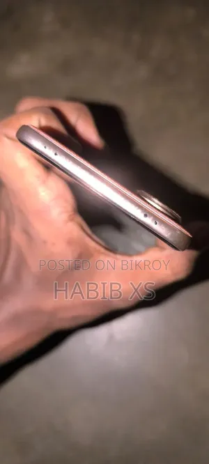 Vivo V60 256 GB Gold