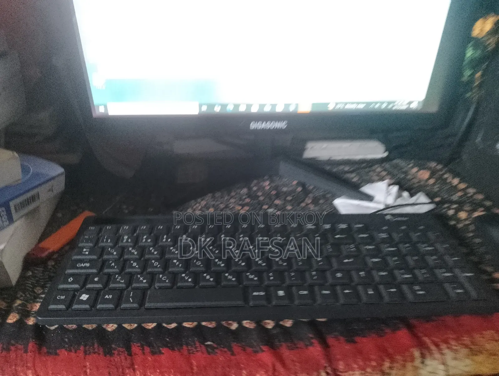 New Gigabyte GA-H110MSTX-HD3-ZK 4GB Intel Core I3 HDD+SSD 500GB