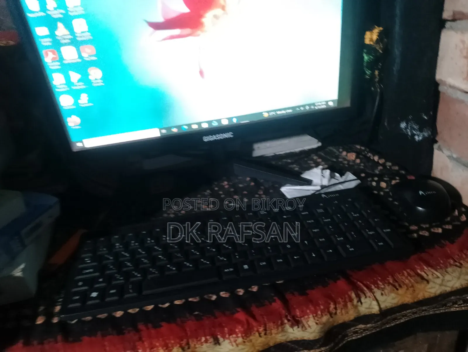New Gigabyte GA-H110MSTX-HD3-ZK 4GB Intel Core I3 HDD+SSD 500GB