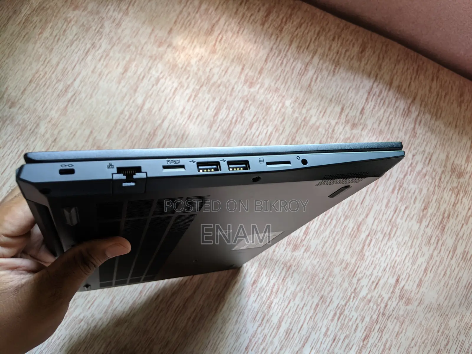New Laptop 8GB Intel Core i5 SSD 512GB