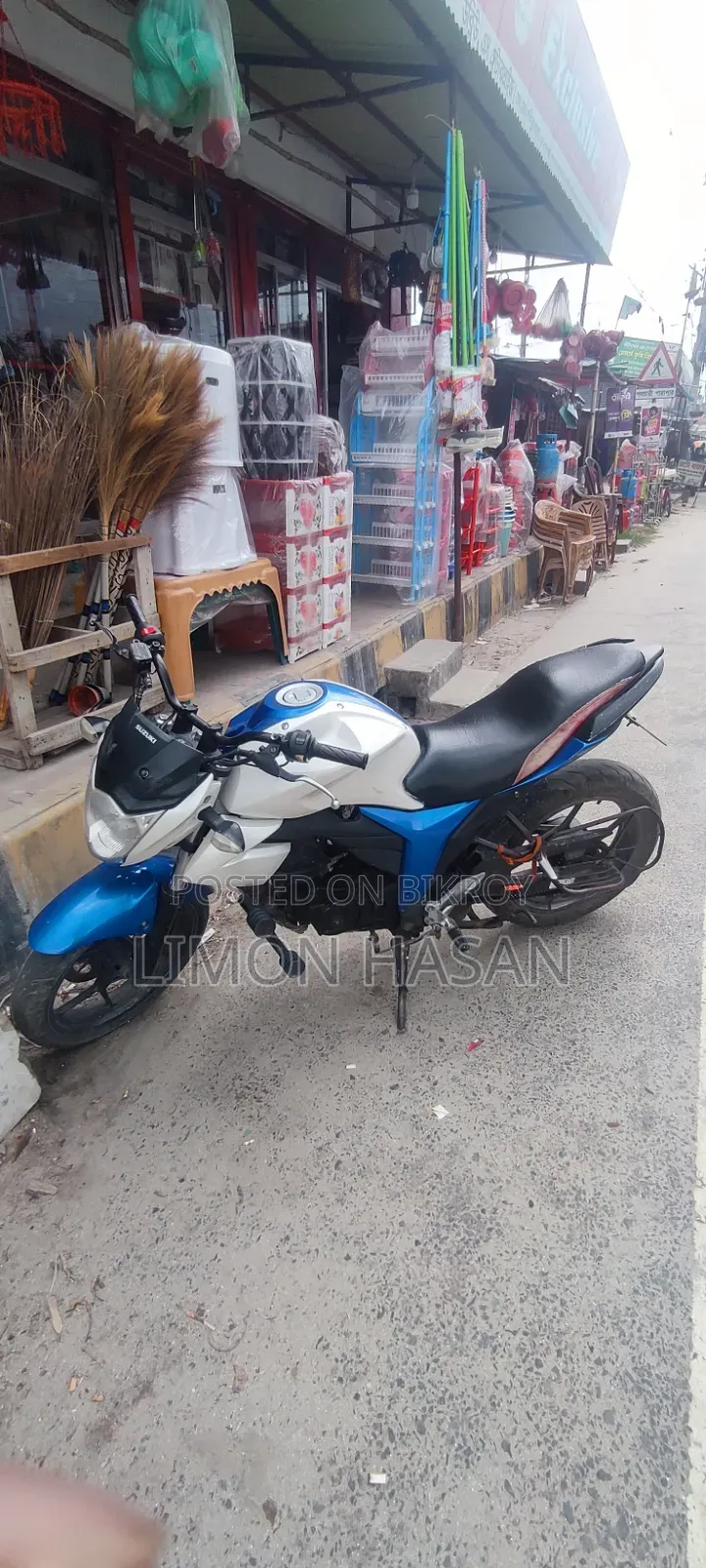 Suzuki Gixxer Monotone 2017 White