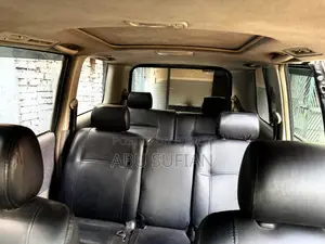 Toyota Noah 2.0 Front Wheel Drive (8 Seater) 2003 Black