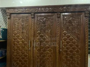 কাঠের আলমারি (আসল সেগুন কাঠ)