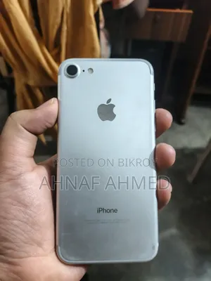 Apple iPhone 7 128 GB Silver