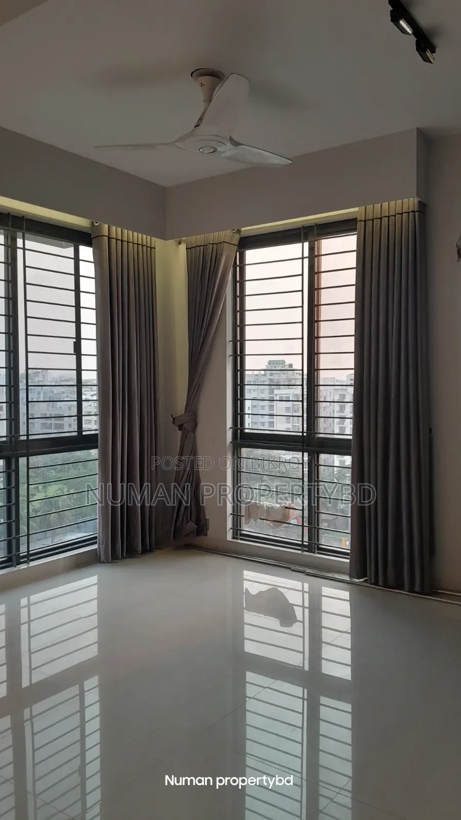 বসুন্ধরায় নুমান প্রপার্টি বিডি-তে ৪ বেডরুমের অ্যাপার্টমেন্ট ভাড়ার জন্য