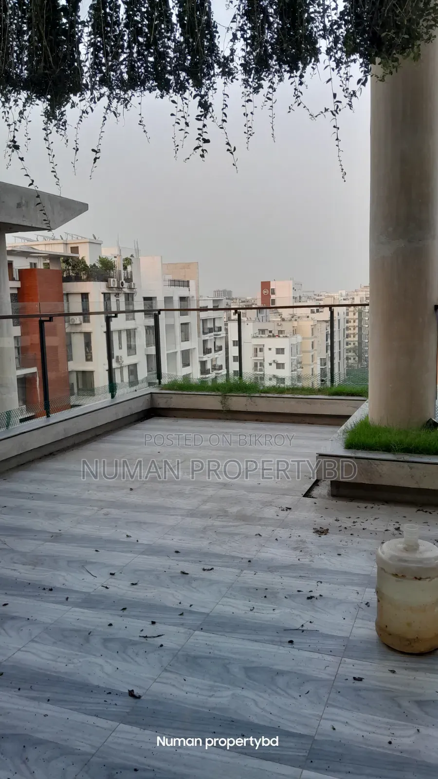 বসুন্ধরায় নুমান প্রপার্টি বিডি-তে ৪ বেডরুমের অ্যাপার্টমেন্ট ভাড়ার জন্য