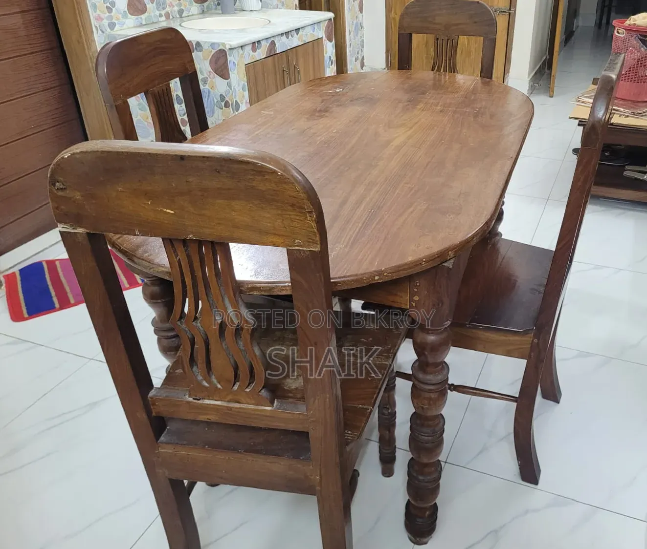 Dining table, chairs and tea table