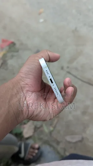 Apple iPhone 13 128 GB Silver